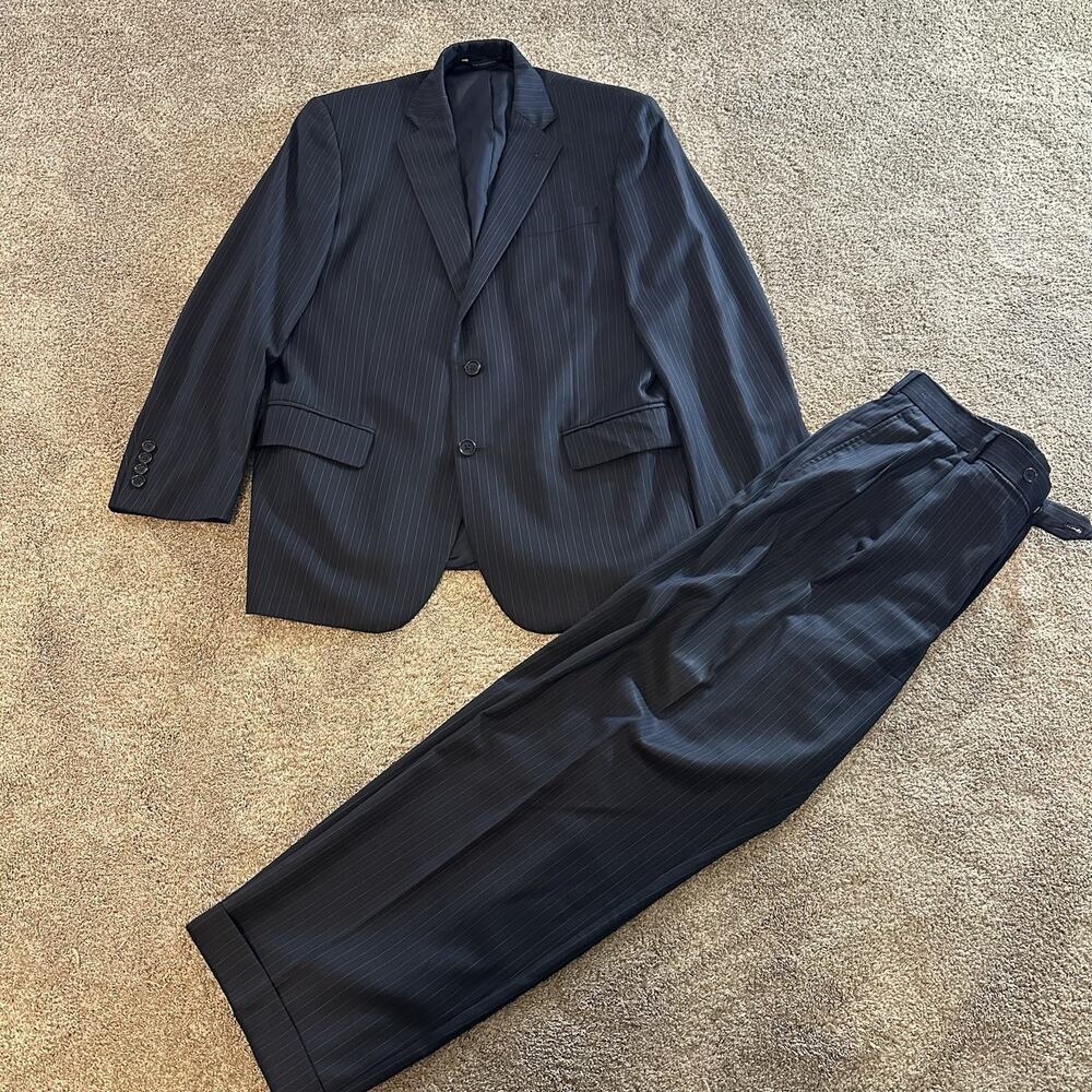 Brooks Brothers 1818 Saxxon Navy Blue Pinstripe Wool Suit 42R 36W